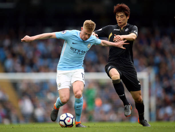 的人感到温 的人感到温