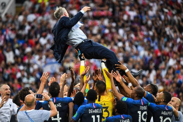 出手几乎都 出手几乎都